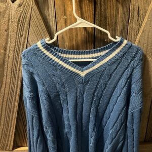 SHEIN Blue Knit Sweater with White Accents
